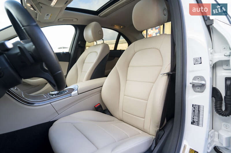 Седан Mercedes-Benz C-Class 2018 в Киеве