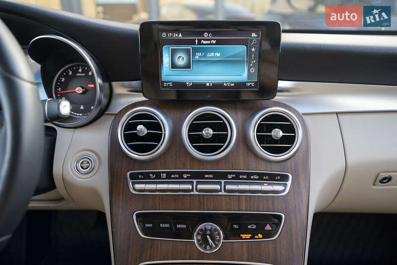 Седан Mercedes-Benz C-Class 2018 в Киеве