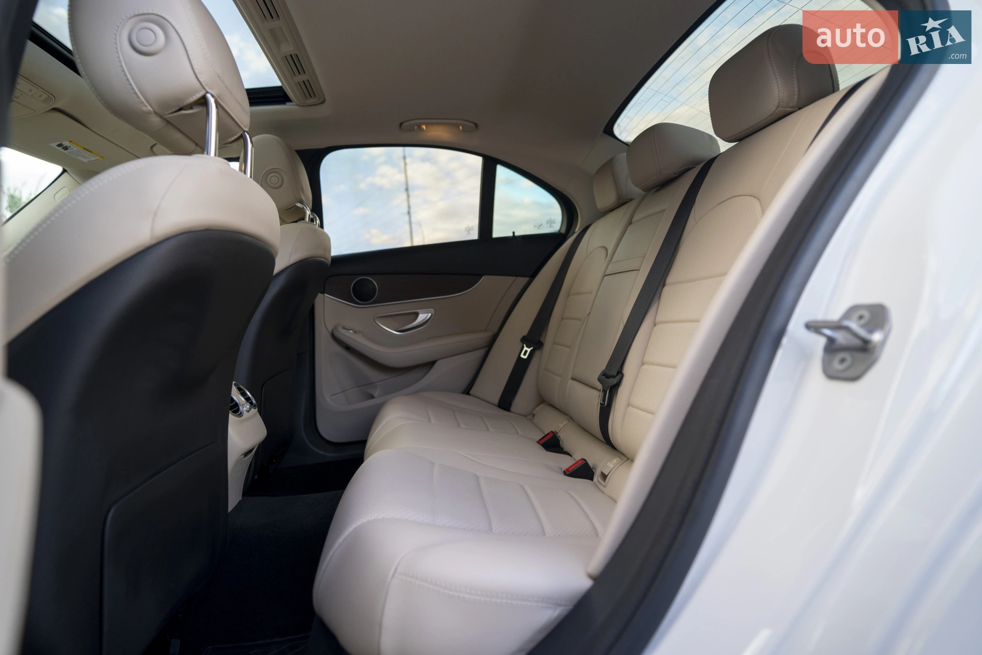 2018 Mercedes-Benz C-klasse - мініатюра 31