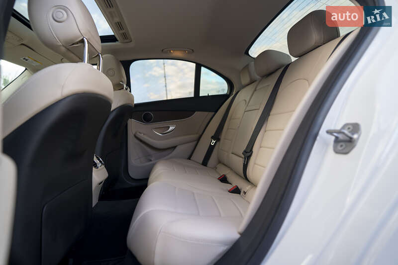 Седан Mercedes-Benz C-Class 2018 в Киеве