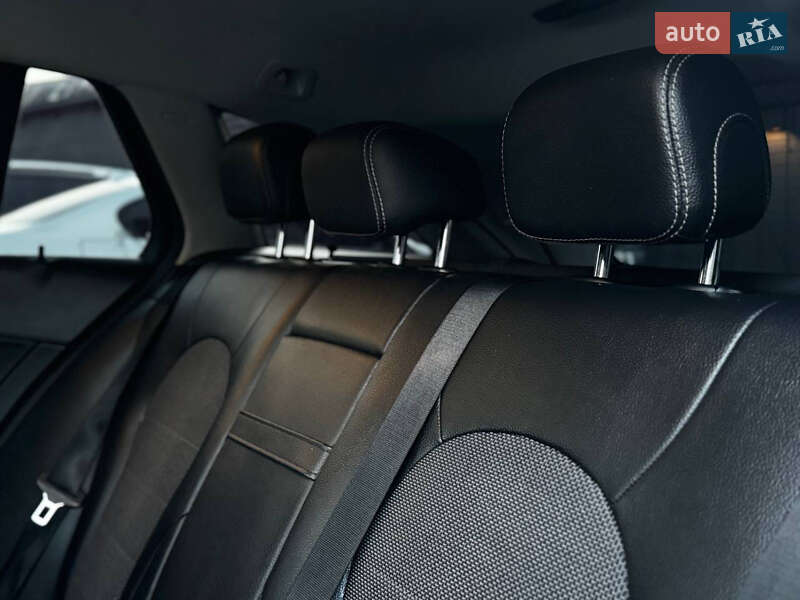 Универсал Mercedes-Benz C-Class 2015 в Кременце