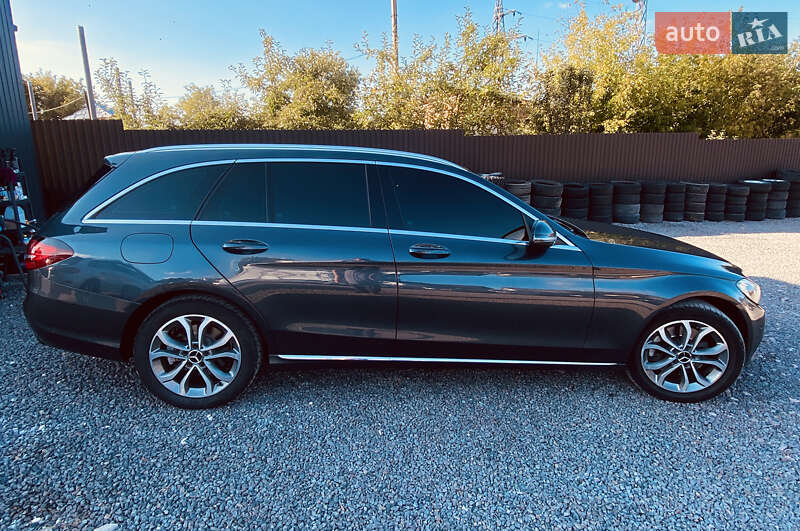 Универсал Mercedes-Benz C-Class 2015 в Кременце