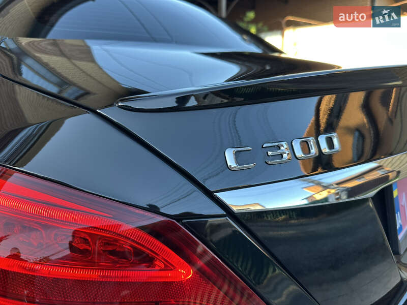 Седан Mercedes-Benz C-Class 2015 в Киеве фото 20 Седан Mercedes-Benz C-Class 2015 в Киеве