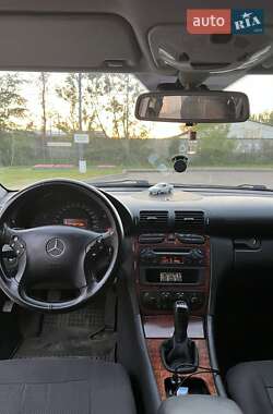 Седан Mercedes-Benz C-Class 2002 в 