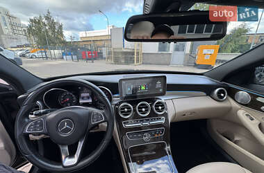 Седан Mercedes-Benz C-Class 2017 в 