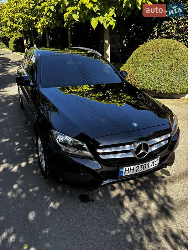 Mercedes-Benz C-Class 2015