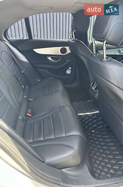 Седан Mercedes-Benz C-Class 2017 в 