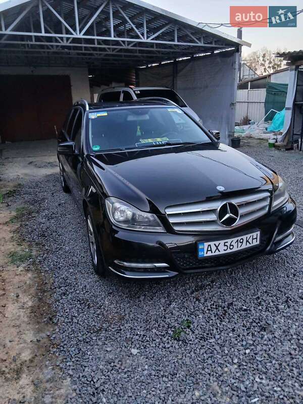 Универсал Mercedes-Benz C-Class 2011 в Харькове фото 11 Универсал Mercedes-Benz C-Class 2011 в Харькове