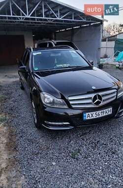 Универсал Mercedes-Benz C-Class 2011 в 