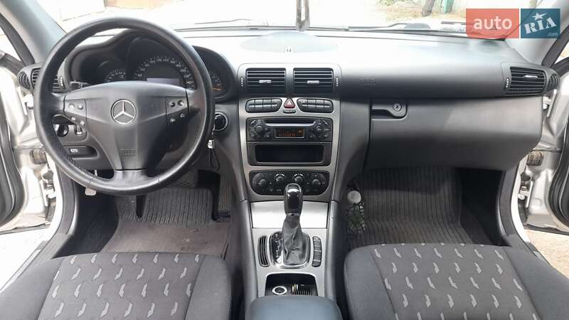 Купе Mercedes-Benz C-Class 2003 в Черноморске фото 15 Купе Mercedes-Benz C-Class 2003 в Черноморске