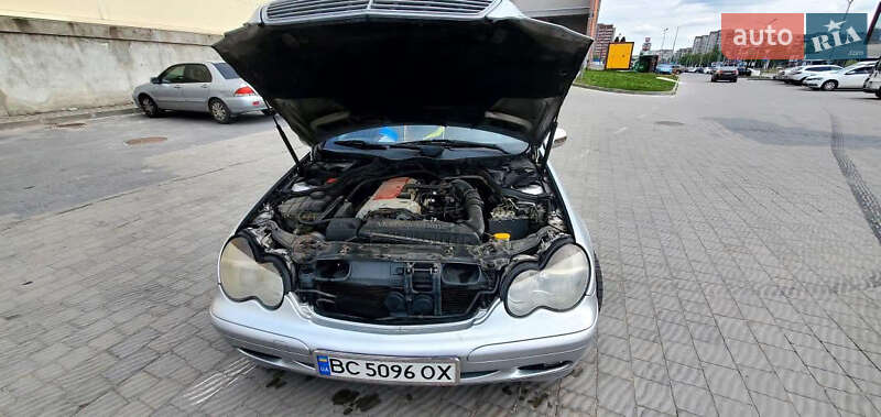 Универсал Mercedes-Benz C-Class 2001 в Львове