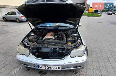 Универсал Mercedes-Benz C-Class 2001 в 
