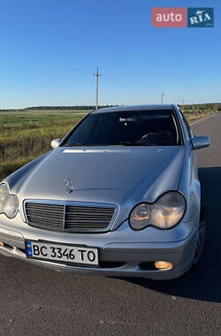 Седан Mercedes-Benz C-Class 2002 в Рава-Русской