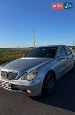 Седан Mercedes-Benz C-Class 2002 в Рава-Русской