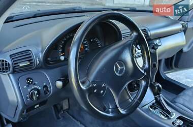 Седан Mercedes-Benz C-Class 2003 в 