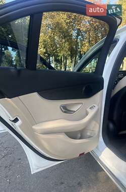 Седан Mercedes-Benz C-Class 2016 в  фото 13 Седан Mercedes-Benz C-Class 2016 в