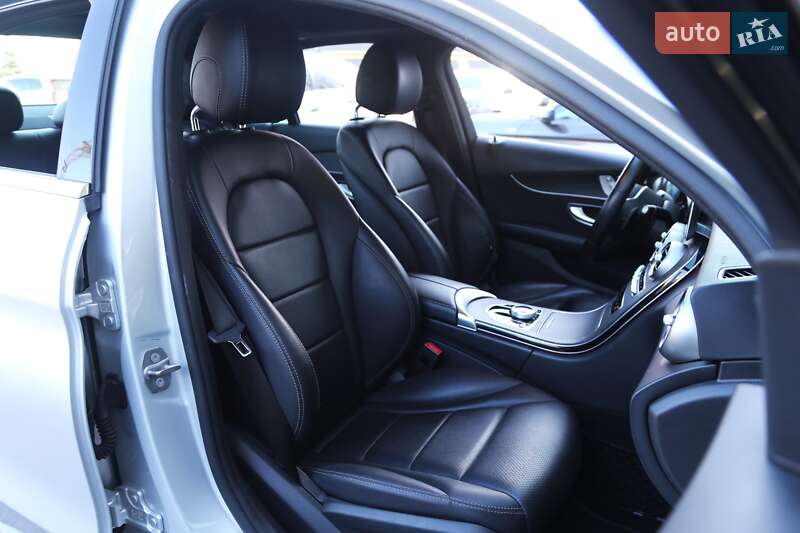 Седан Mercedes-Benz C-Class 2019 в Києві