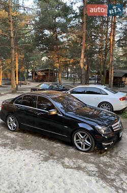 Седан Mercedes-Benz C-Class 2011 в 