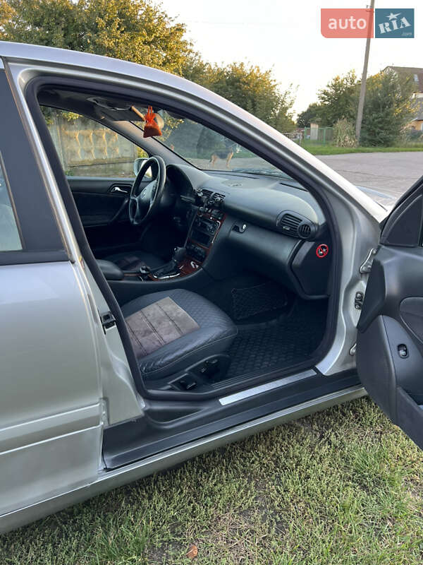 Седан Mercedes-Benz C-Class 2003 в Хмельницком