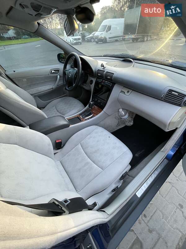 Универсал Mercedes-Benz C-Class 2001 в Житомире