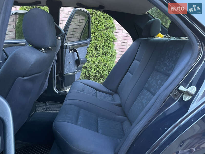 Седан Mercedes-Benz C-Class 1997 в Ивано-Франковске