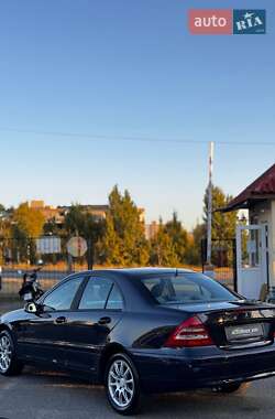 Седан Mercedes-Benz C-Class 2002 в 