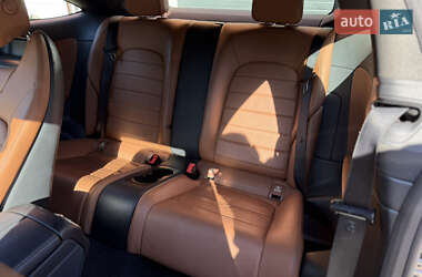 Купе Mercedes-Benz C-Class 2018 в 