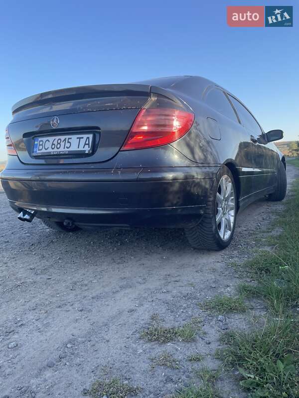 Купе Mercedes-Benz C-Class 2003 в Львове