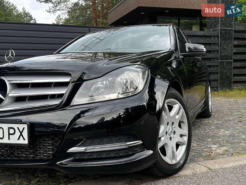 Седан Mercedes-Benz C-Class 2013 в Бучі