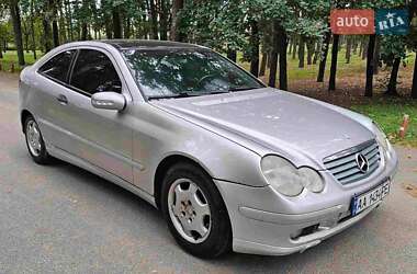 Купе Mercedes-Benz C-Class 2001 в Киеве