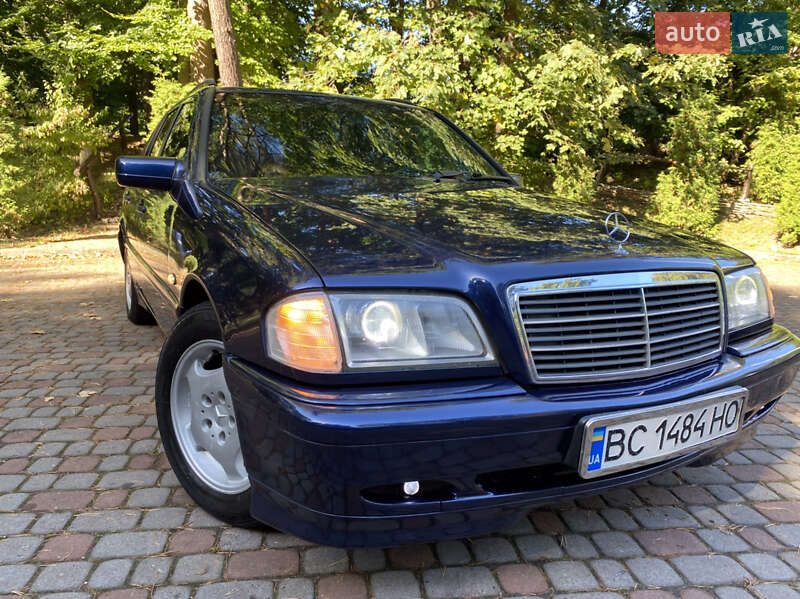 Универсал Mercedes-Benz C-Class 2000 в Дрогобыче