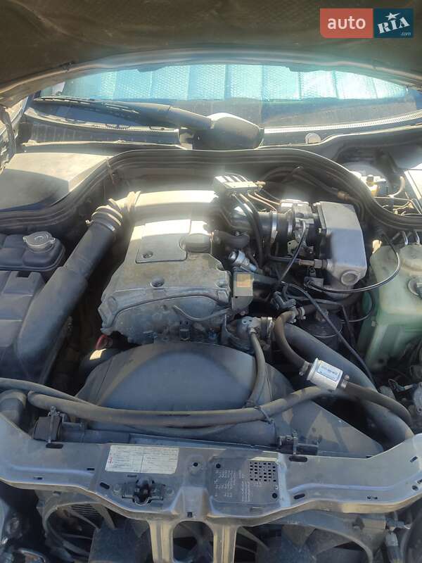 Седан Mercedes-Benz C-Class 1994 в Киеве фото 5 Седан Mercedes-Benz C-Class 1994 в Киеве