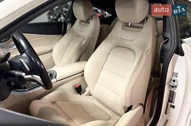 Купе Mercedes-Benz C-Class 2016 в 