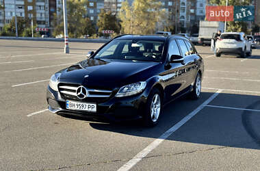 Универсал Mercedes-Benz C-Class 2015 в 
