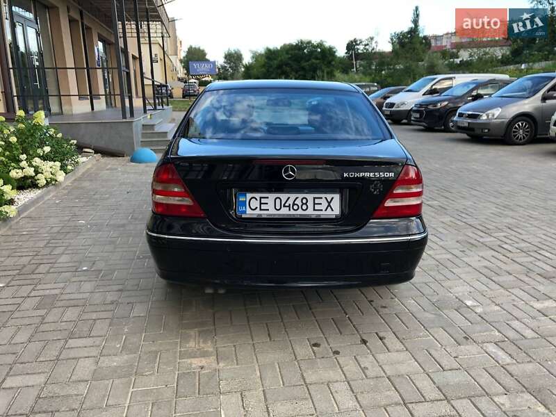 Седан Mercedes-Benz C-Class 2006 в Черновцах