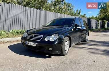 Универсал Mercedes-Benz C-Class 2004 в 