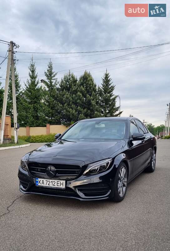 Седан Mercedes-Benz C-Class 2017 в Киеве