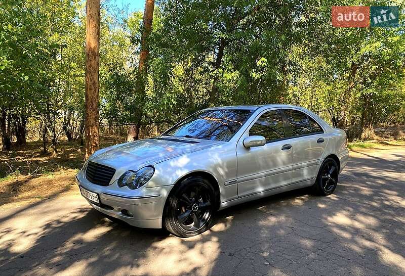 Седан Mercedes-Benz C-Class 2002 в Кропивницком