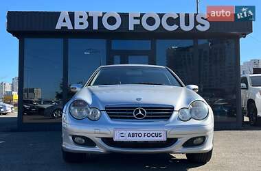 Купе Mercedes-Benz C-Class 2004 в 