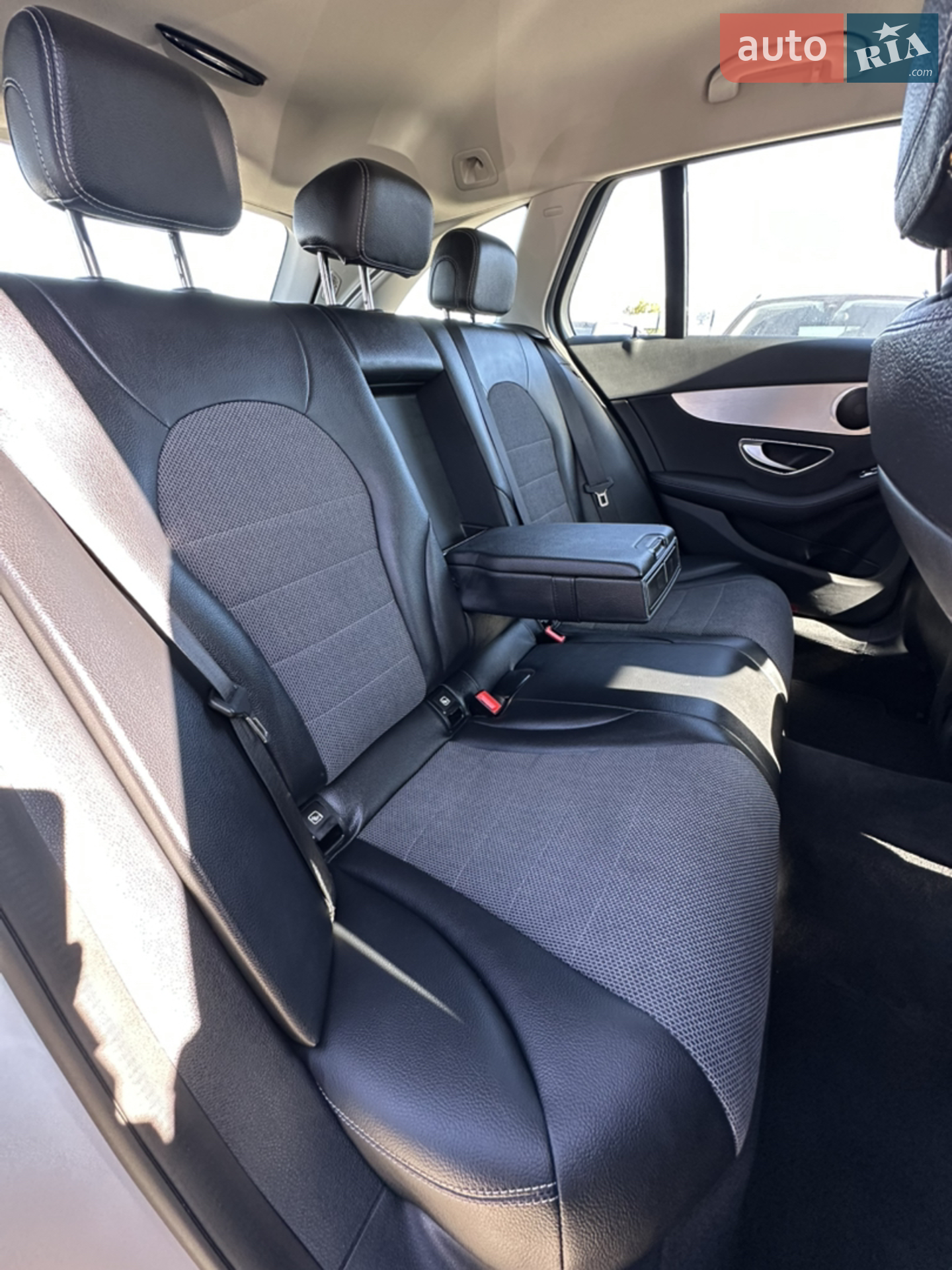 2016 Mercedes-Benz C-klasse - мініатюра 31