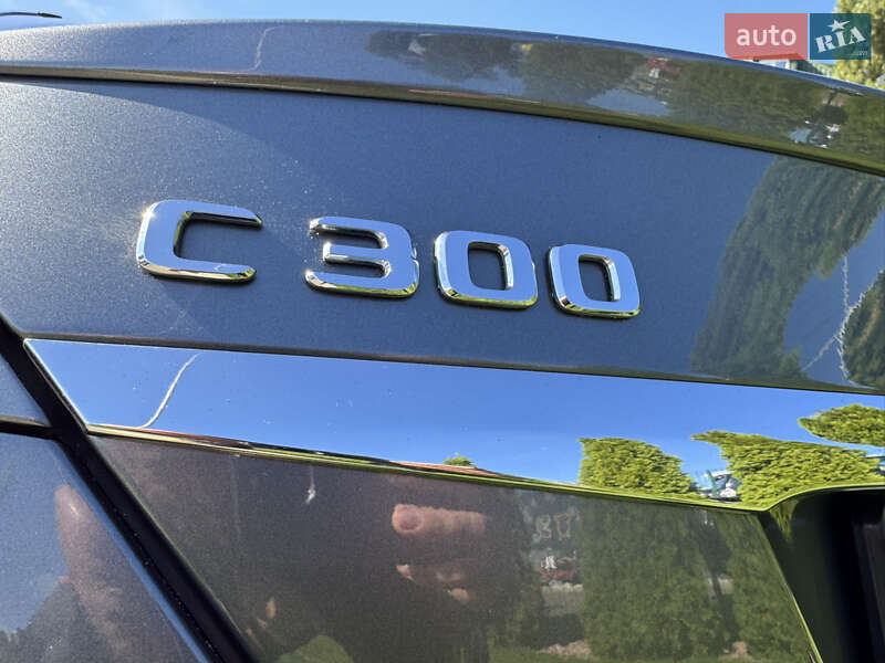 Седан Mercedes-Benz C-Class 2016 в Киеве