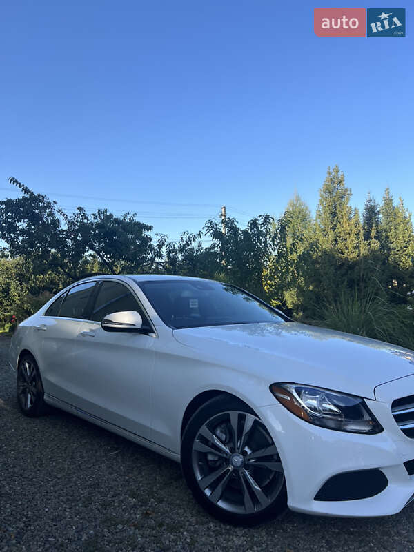 Седан Mercedes-Benz C-Class 2016 в Косові
