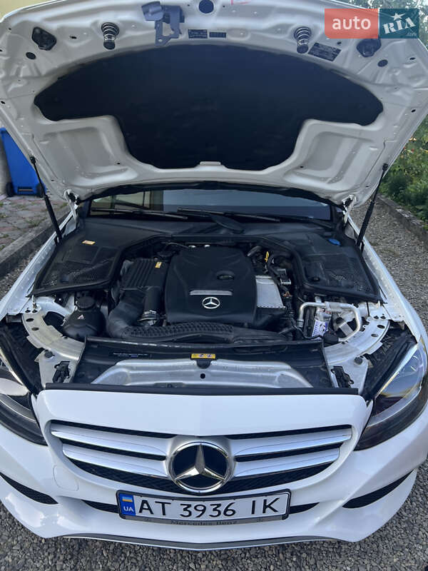 Седан Mercedes-Benz C-Class 2016 в Косові
