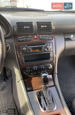 Седан Mercedes-Benz C-Class 2003 в 