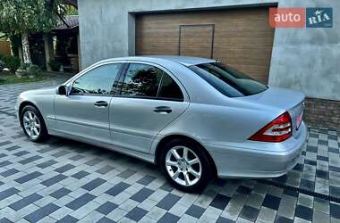 Седан Mercedes-Benz C-Class 2007 в 