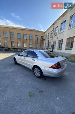 Седан Mercedes-Benz C-Class 2001 в 