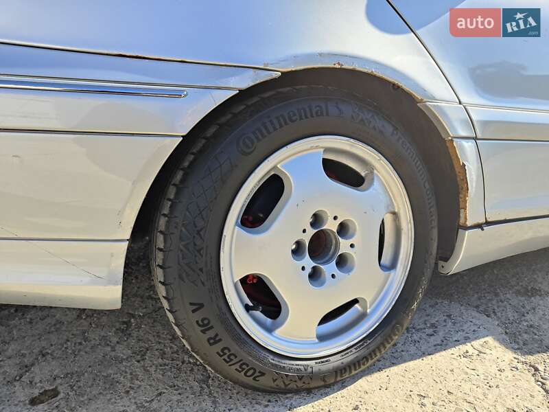 Седан Mercedes-Benz C-Class 2001 в Черновцах