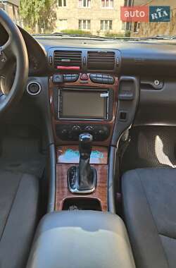 Седан Mercedes-Benz C-Class 2001 в 