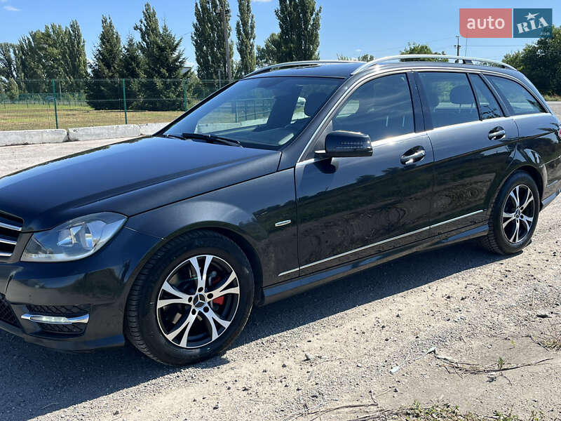 Универсал Mercedes-Benz C-Class 2014 в Сумах