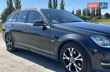 Универсал Mercedes-Benz C-Class 2014 в 